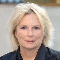 Jennifer Saunders